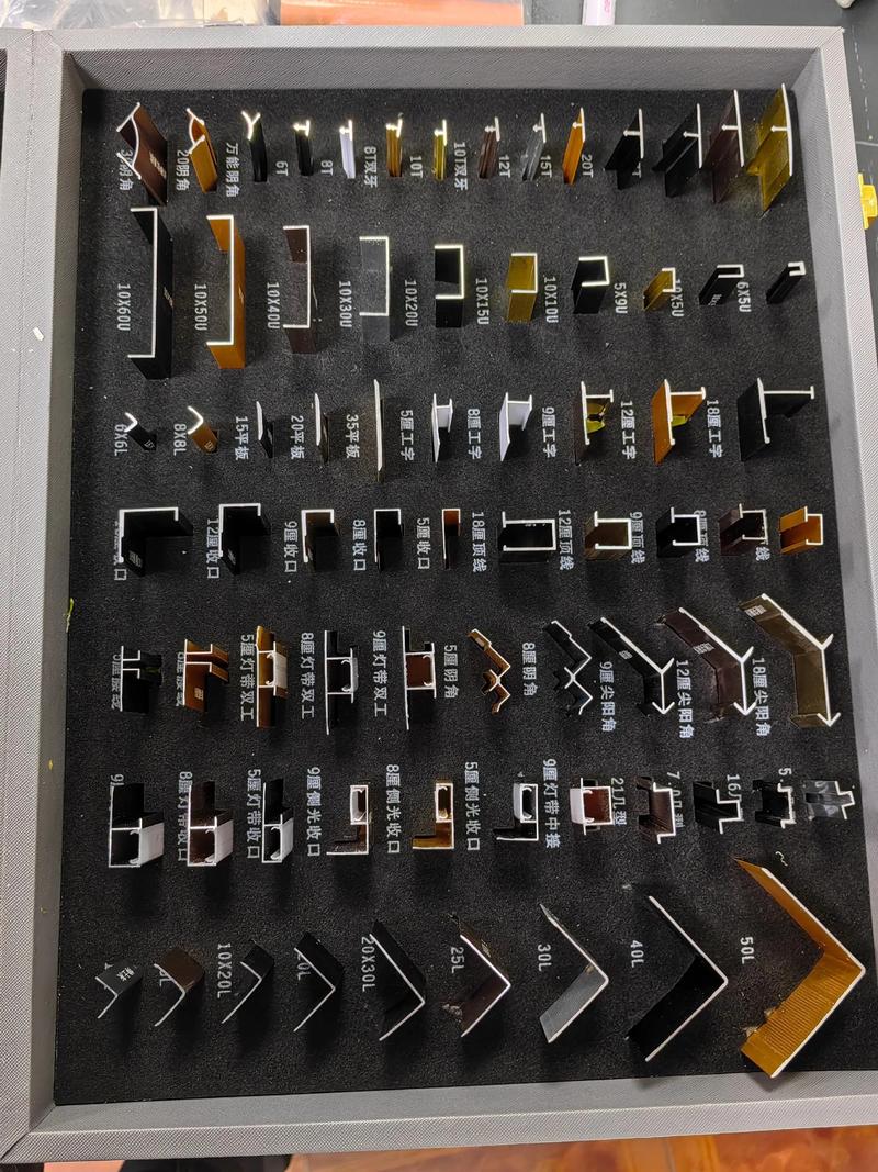 五金配件護(hù)墻板系列 專(zhuān)業(yè)零售服務(wù)，滿(mǎn)足您的多樣需求